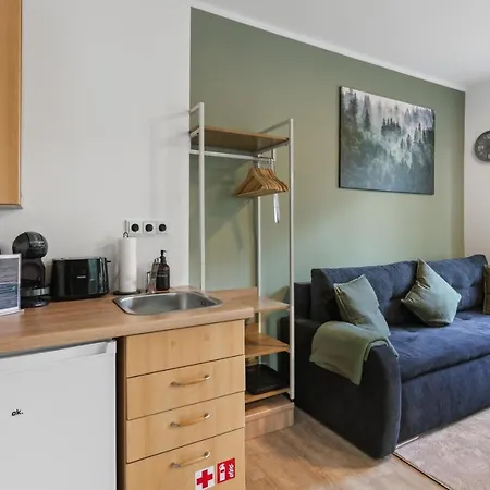 Vorstadtoase: Cozy Retreat With Queen Bed And Netflix *